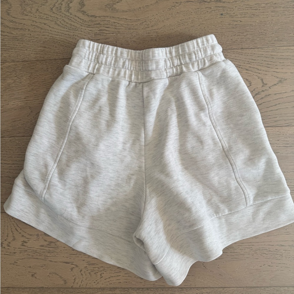 VARLEY Women's Varley Atrium High Rise Shorts XS $88 - Picture 5 of 5